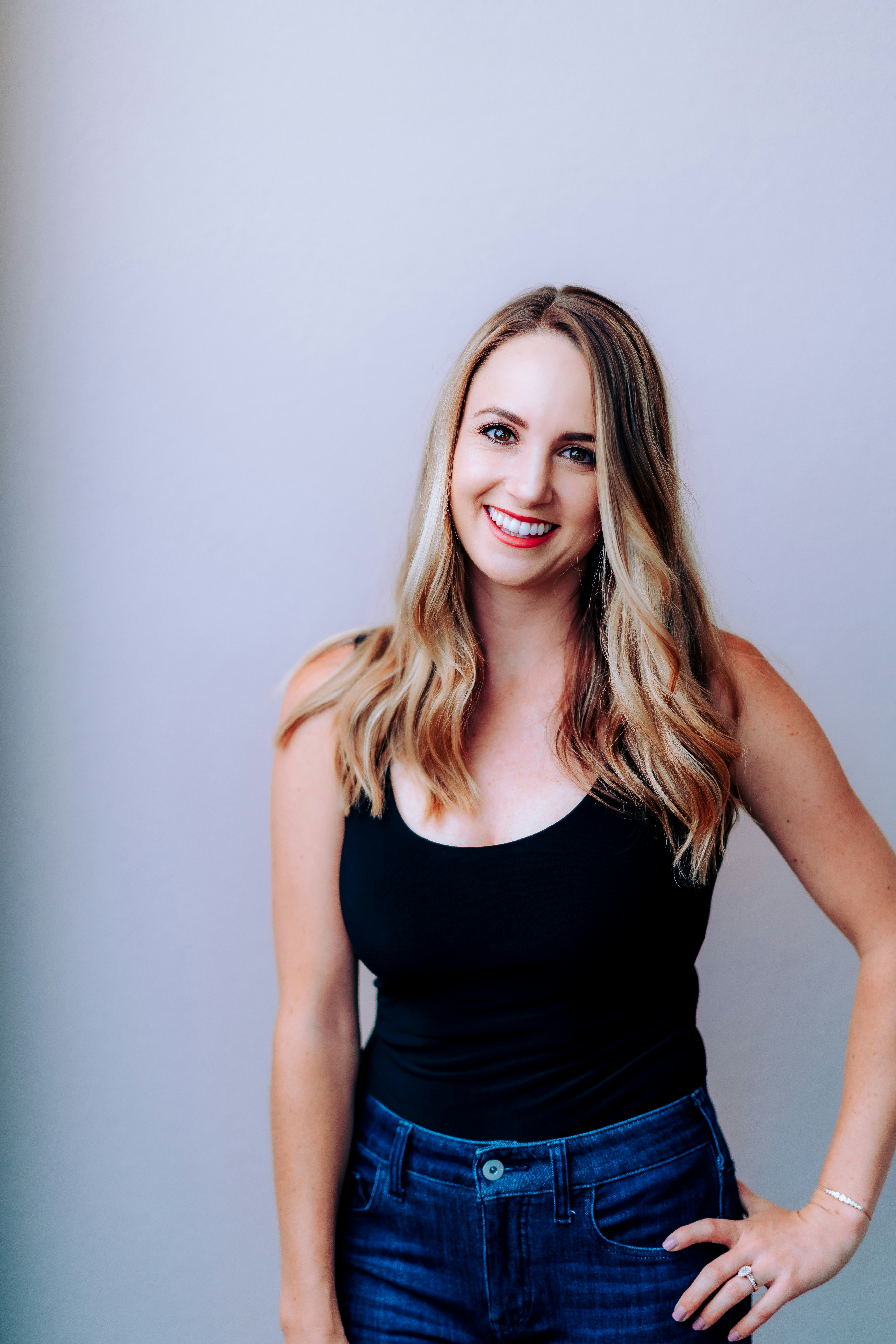Why Are You Still Single? 7 Reasons Singleness Doesn’t Mean Something Is Wrong With You